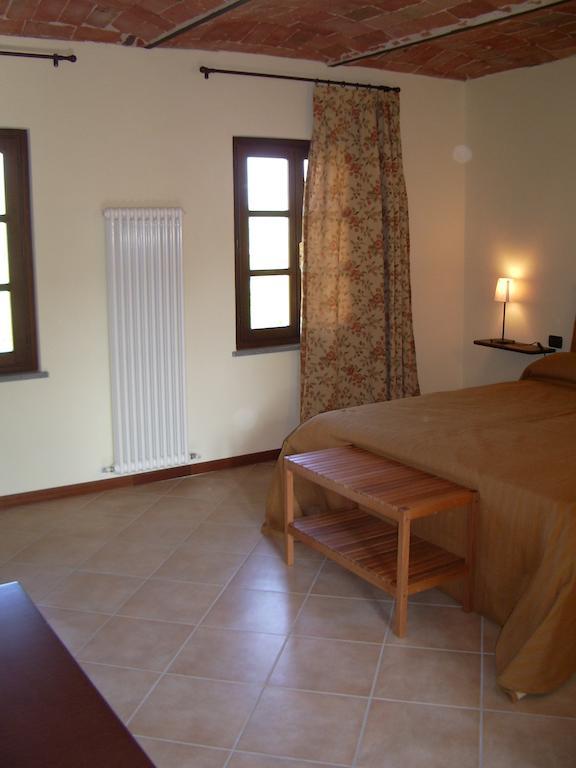 B&B Cascina Gaione Via Gallina,18B 12052 Neive Cn Zimmer foto