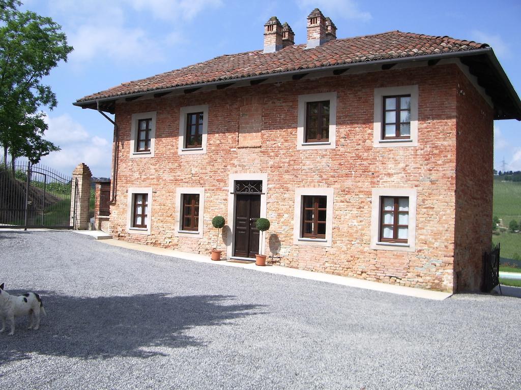 B&B Cascina Gaione Via Gallina,18B 12052 Neive Cn Exterior foto